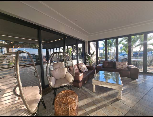 2 BEDROOM APARTMENT TO LET IN BALLITO CENTRAL